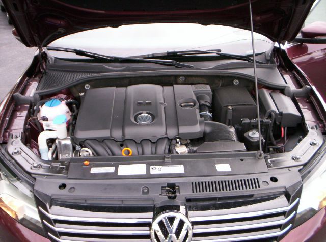 Volkswagen Passat 2012 photo 4