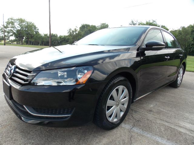 Volkswagen Passat 2012 photo 29