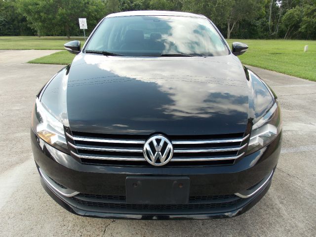 Volkswagen Passat 2012 photo 55