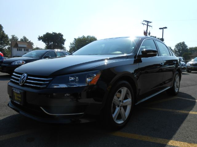 Volkswagen Passat 2013 photo 3