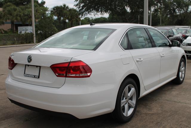 Volkswagen Passat LX Convertible Sedan