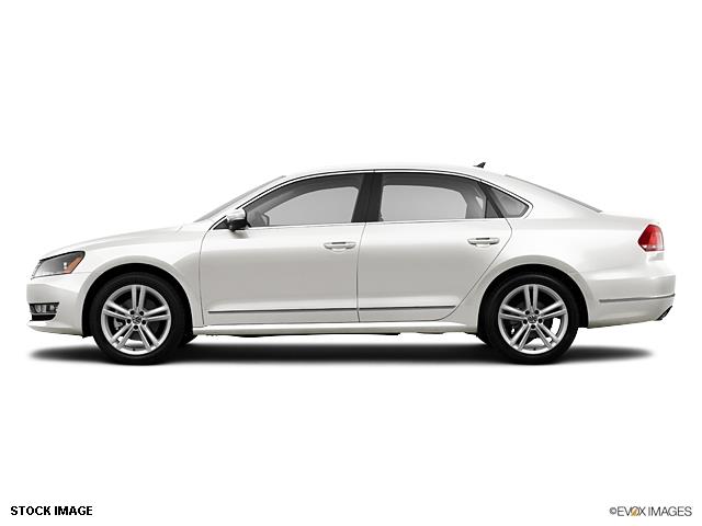 Volkswagen Passat 2013 photo 3