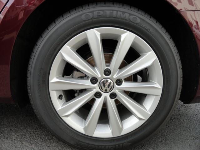 Volkswagen Passat 2013 photo 1