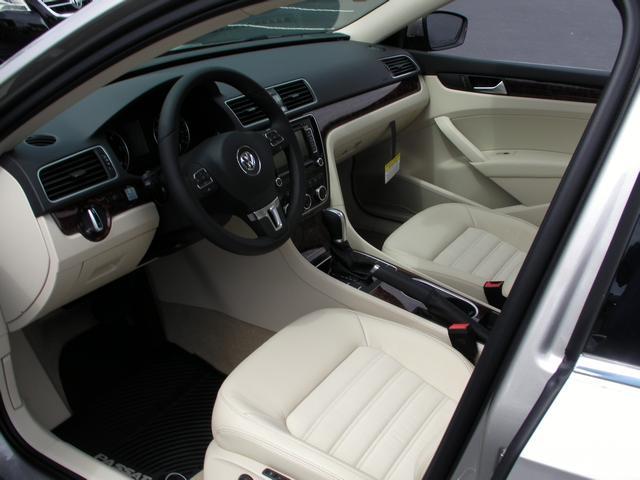 Volkswagen Passat 2013 photo 3