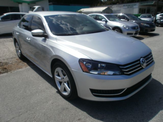 Volkswagen Passat 2013 photo 29