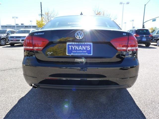 Volkswagen Passat 2013 photo 2