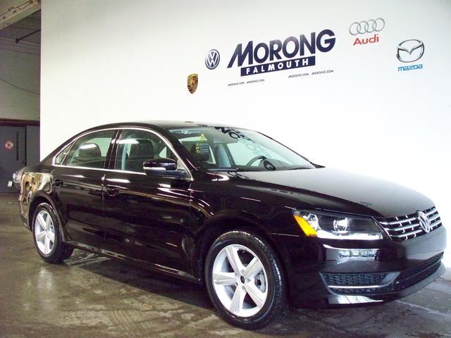 Volkswagen Passat 2013 photo 2