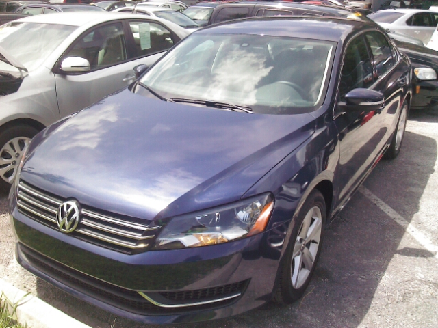 Volkswagen Passat 2013 photo 4