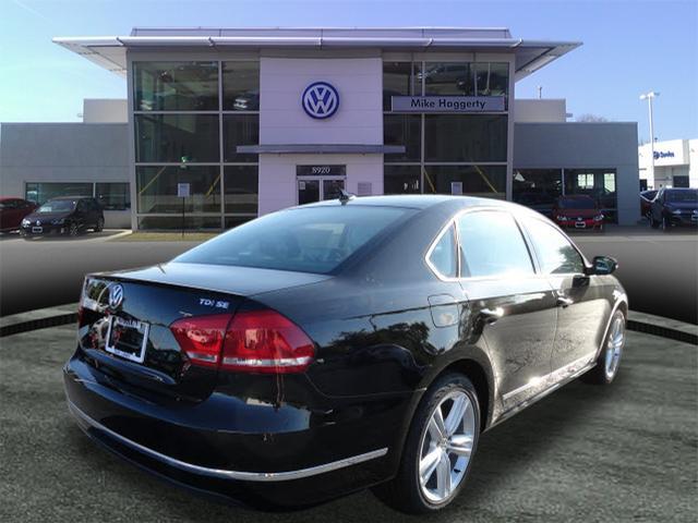 Volkswagen Passat 2014 photo 2