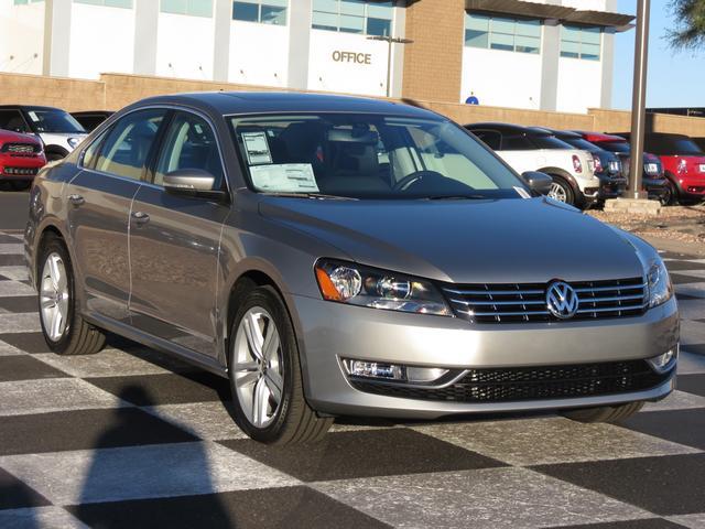 Volkswagen Passat 2014 photo 1