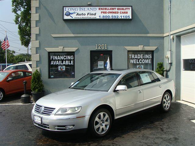 Volkswagen Phaeton SE-R Sedan