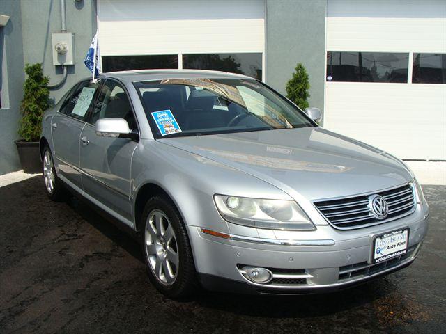 Volkswagen Phaeton 2004 photo 1