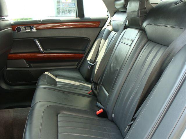 Volkswagen Phaeton 2004 photo 5