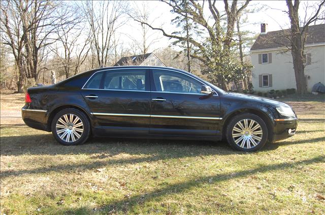 Volkswagen Phaeton 2005 photo 1