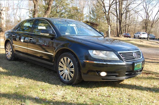 Volkswagen Phaeton 2005 photo 2