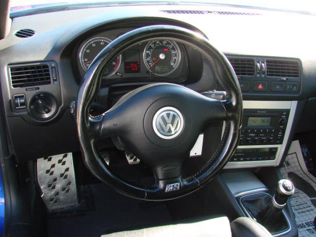 Volkswagen R32 2004 photo 1