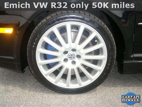 Volkswagen R32 2004 photo 1