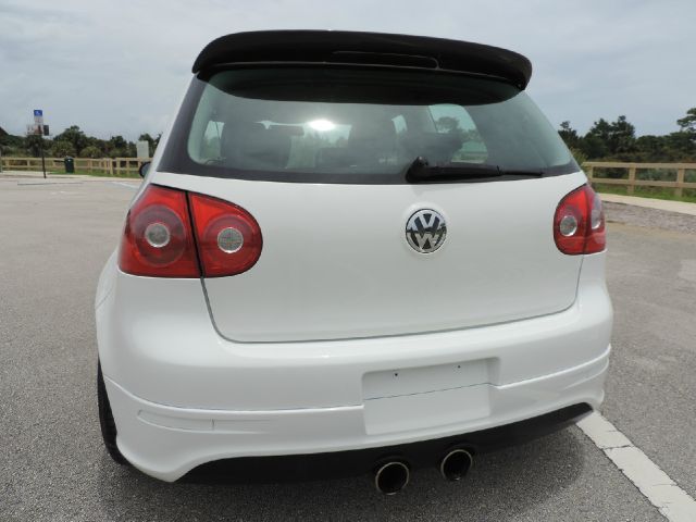 Volkswagen Rabbit 2007 photo 24