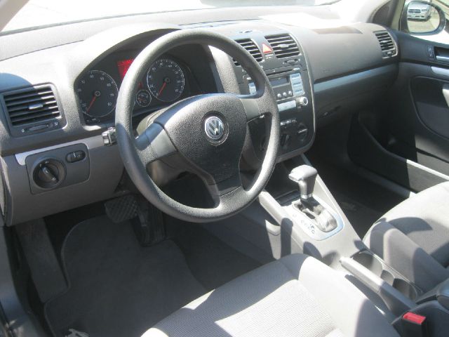 Volkswagen Rabbit 2008 photo 11