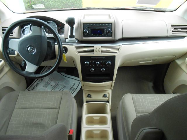 Volkswagen Routan 2009 photo 11