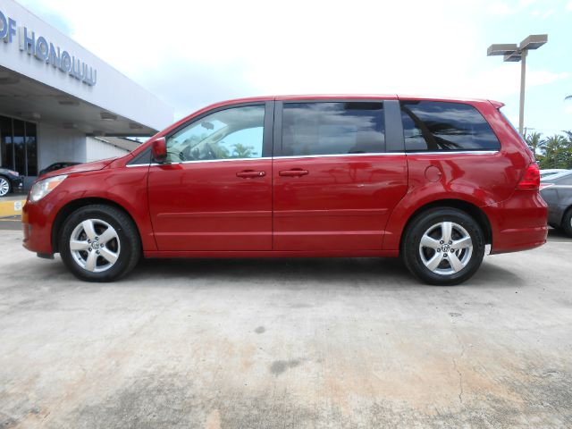 Volkswagen Routan 2009 photo 12