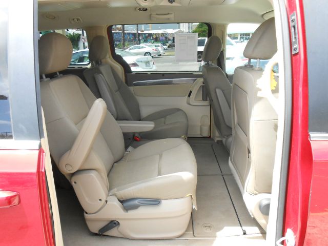 Volkswagen Routan 2009 photo 6