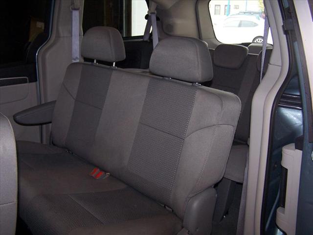 Volkswagen Routan 2009 photo 4