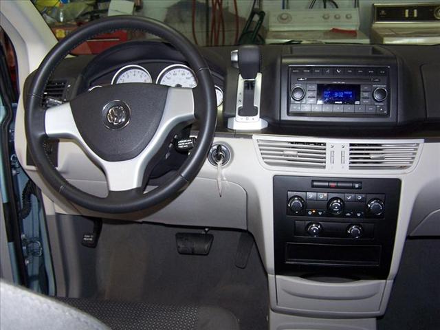 Volkswagen Routan 2009 photo 5