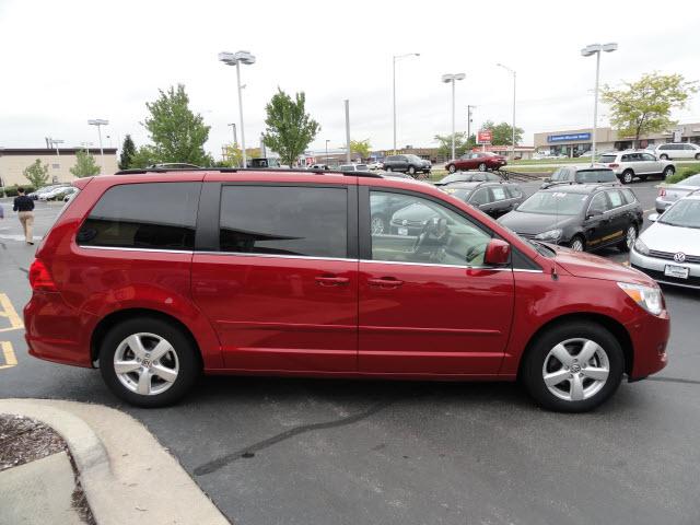 Volkswagen Routan 2009 photo 5