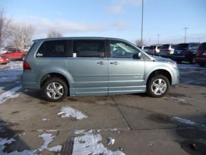 Volkswagen Routan 2010 photo 4