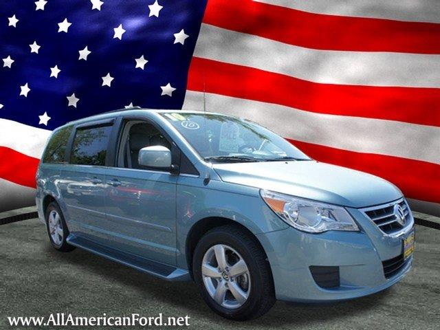 Volkswagen Routan 2010 photo 12