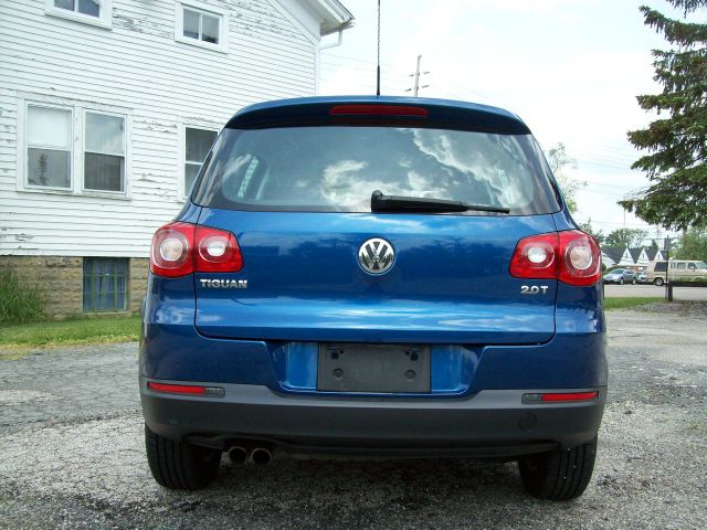 Volkswagen Tiguan 2009 photo 12