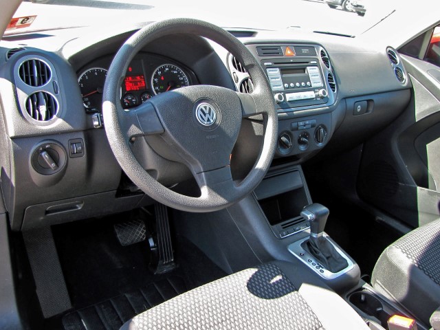 Volkswagen Tiguan 2009 photo 5