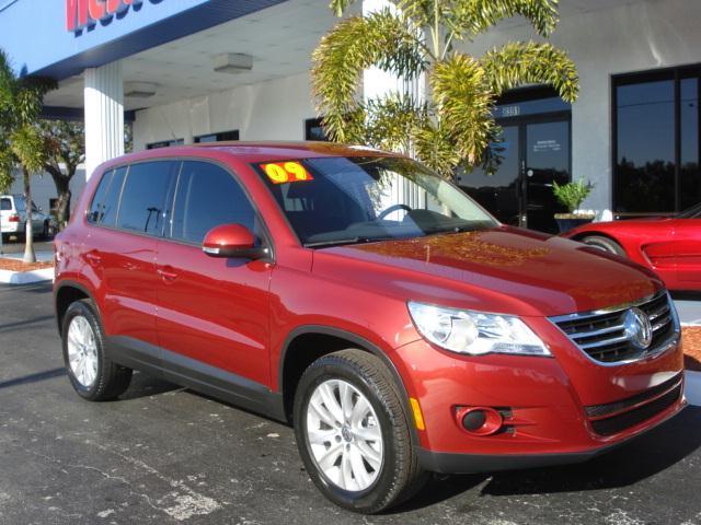 Volkswagen Tiguan 2009 photo 3