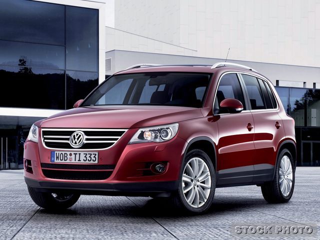 Volkswagen Tiguan SLT Crew Cab Short Bed 4WD Unspecified