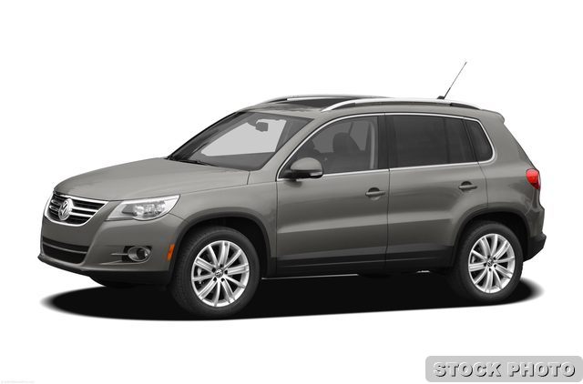 Volkswagen Tiguan 2009 photo 2