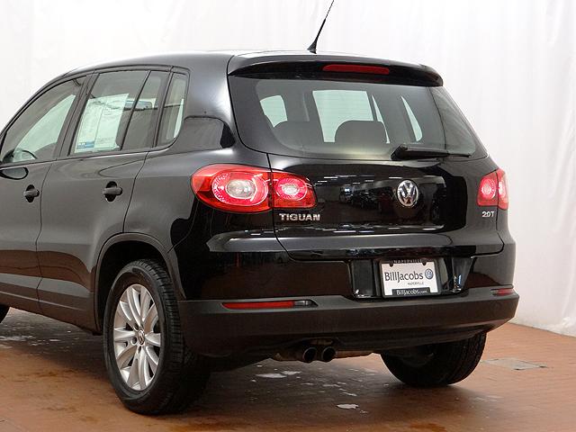 Volkswagen Tiguan 2009 photo 2