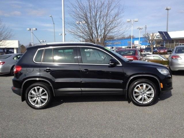 Volkswagen Tiguan 2009 photo 3