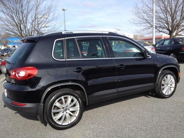 Volkswagen Tiguan 2009 photo 4