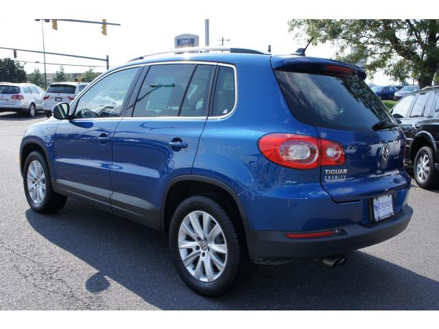 Volkswagen Tiguan 2009 photo 4