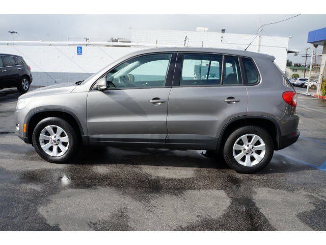 Volkswagen Tiguan 2009 photo 2