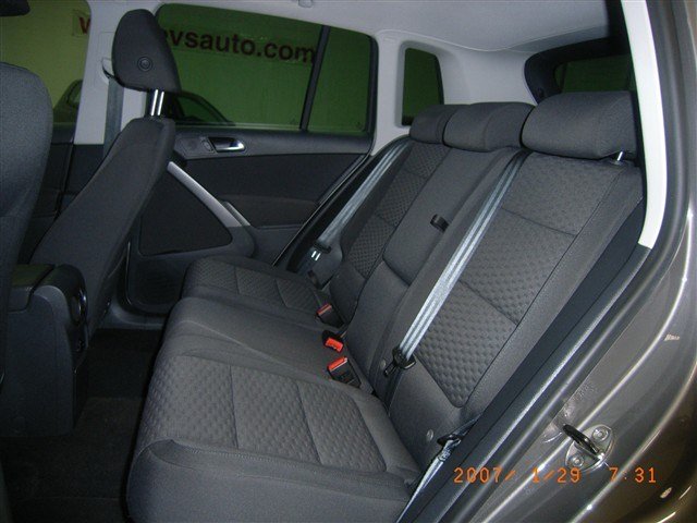 Volkswagen Tiguan 2009 photo 5