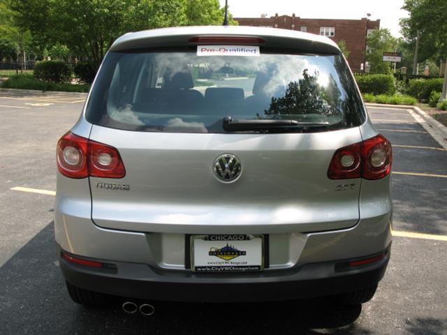 Volkswagen Tiguan 2009 photo 5