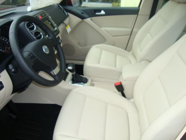 Volkswagen Tiguan 2010 photo 5