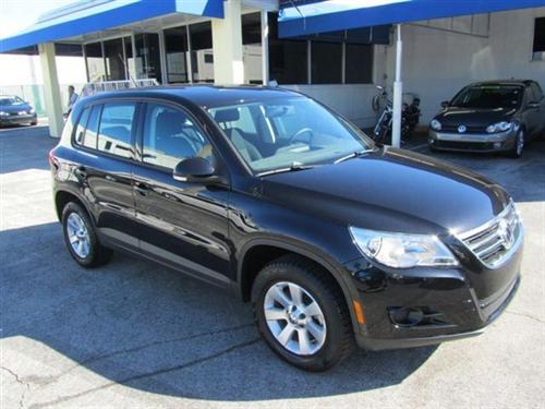 Volkswagen Tiguan 2010 photo 2