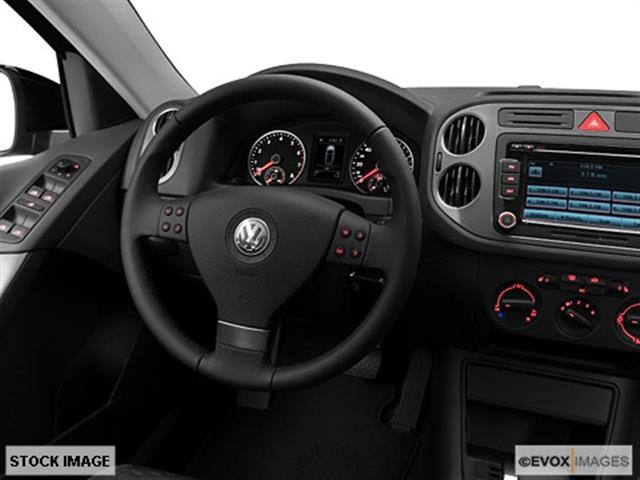 Volkswagen Tiguan 2010 photo 4