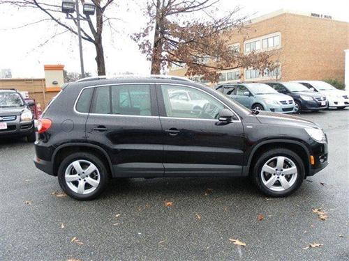 Volkswagen Tiguan 2010 photo 1