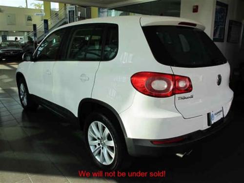 Volkswagen Tiguan 2010 photo 2