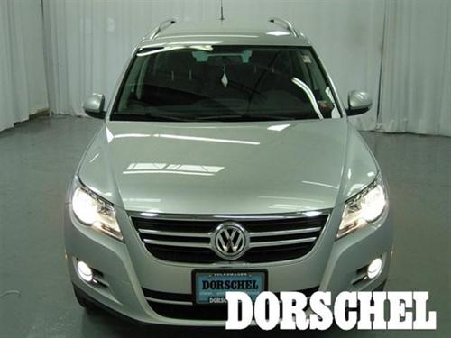 Volkswagen Tiguan 2010 photo 1