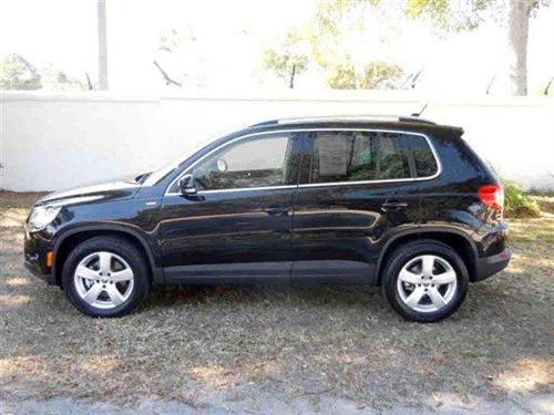 Volkswagen Tiguan 2010 photo 3